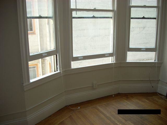 Building Photo - 360 Hyde St