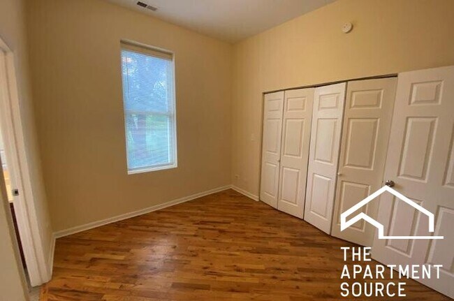 Foto del edificio - 2300 S Ridgeway Ave