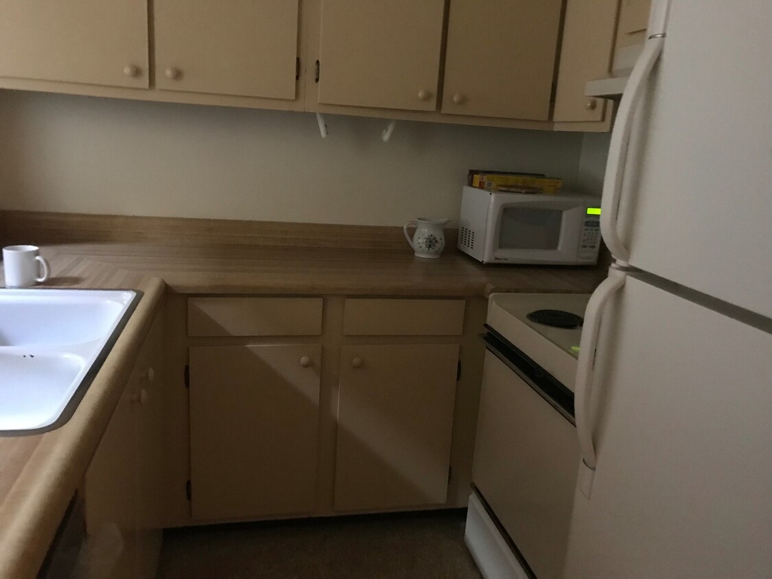 Foto principal - 807 Alder Ave