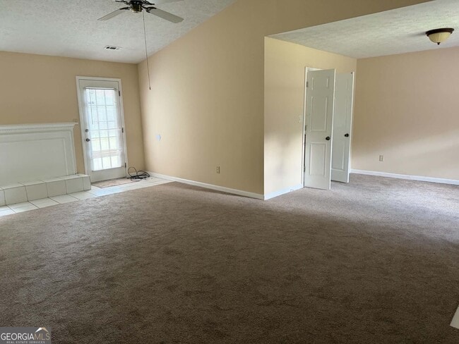 Building Photo - 7021 Whitfield Dr