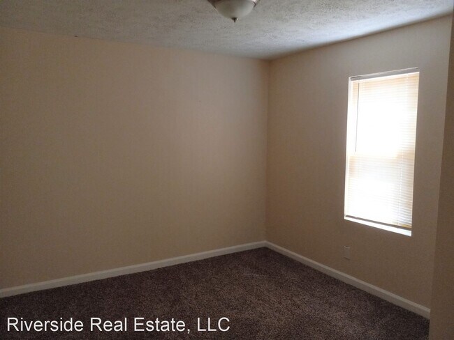 Building Photo - 2 br, 1 bath House - 312 Young Ave.