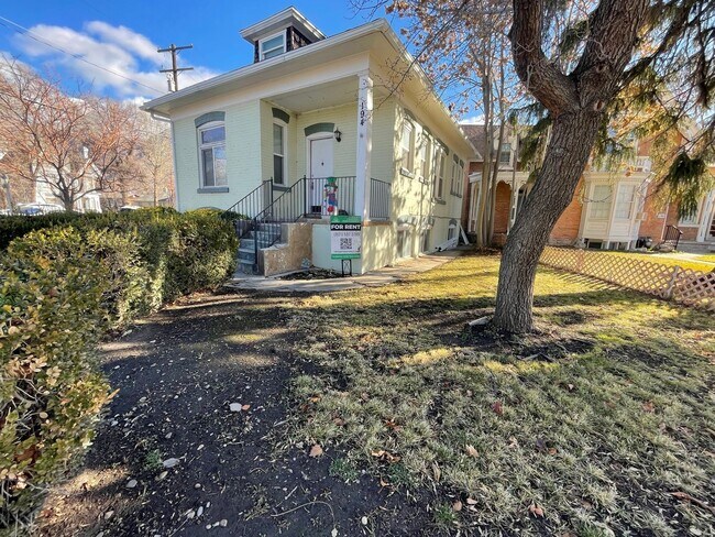 Foto del edificio - 192 N 100 E