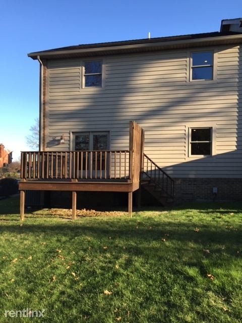 Building Photo - 3 br, 2 bath Townhome - 507 Carriage Dr