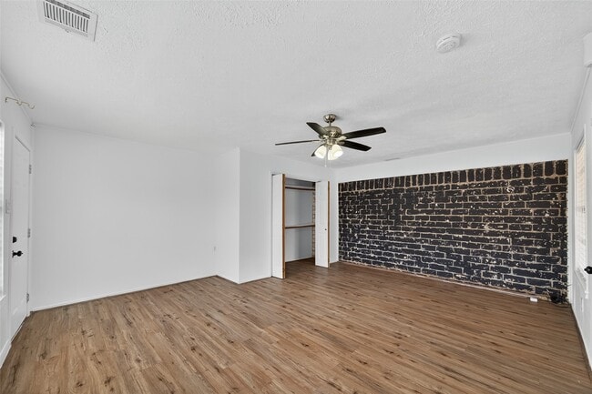 Foto del edificio - 9858 Sageaspen Ln