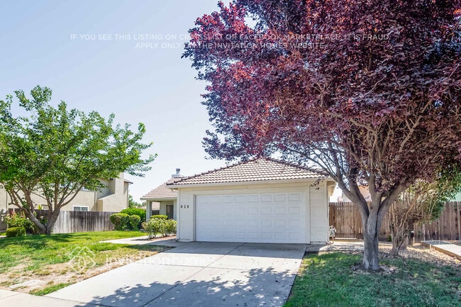 Building Photo - 828 Inder Ln