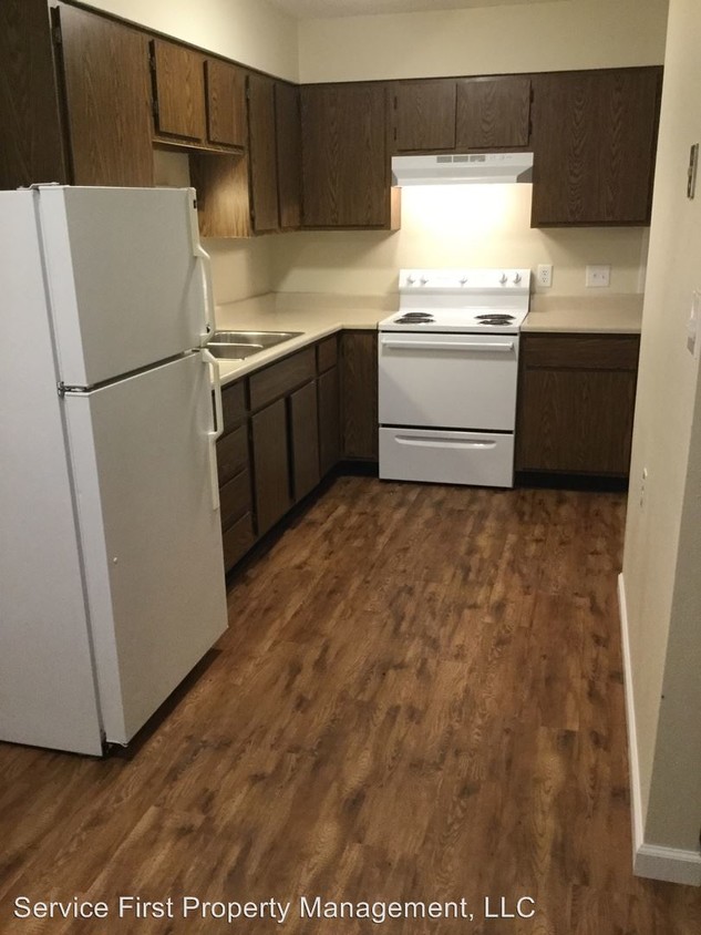 Foto principal - 107 N East St