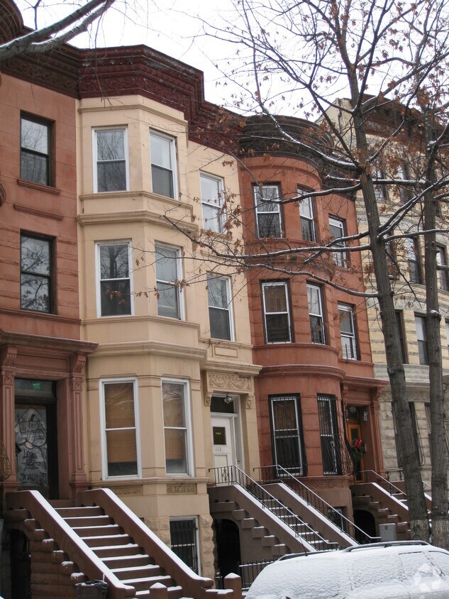 Foto del edificio - 113 Macon St