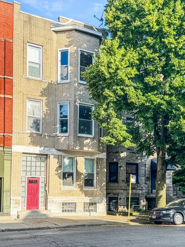Building Photo - 3256 S Princeton Ave