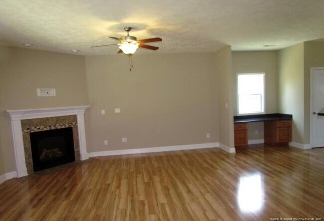 Foto del edificio - 4009 Quarry Hollow Drive