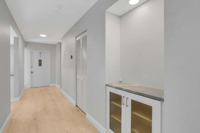 Foto del edificio - 3113 Kingswood Terrace