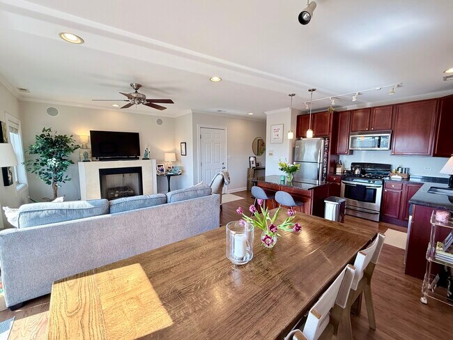 Foto del edificio - 1144 W Roscoe St