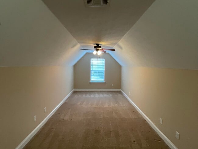 Building Photo - 3033 Margot Ln