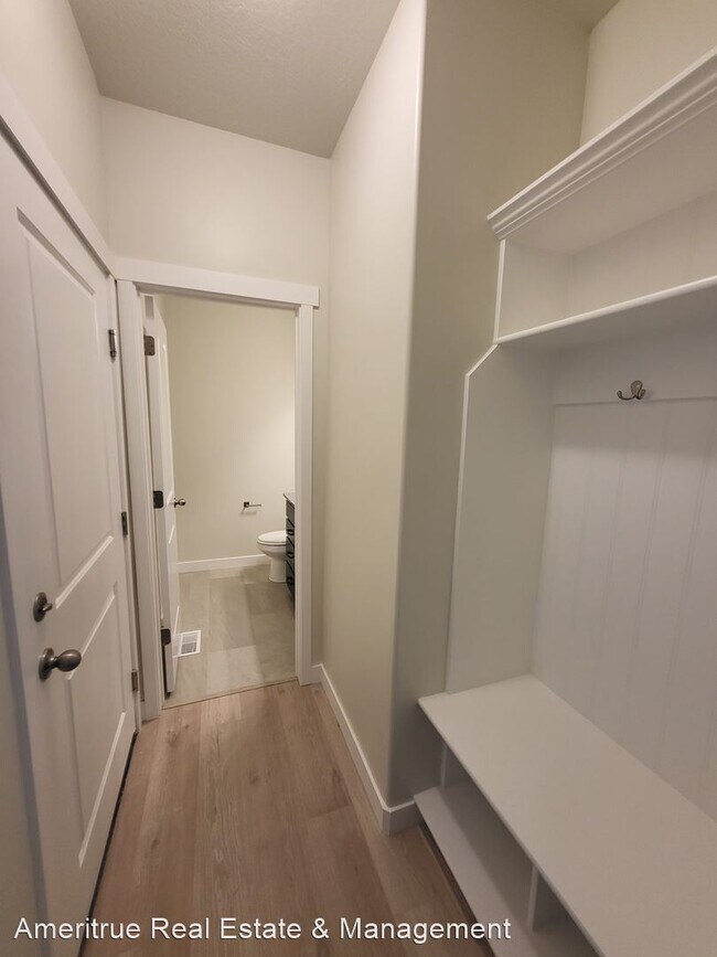 Building Photo - 3 br, 2.5 bath House - 3987 Harmony Court