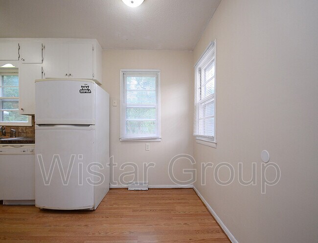 Building Photo - 7524 Sherman Dr