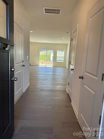 Foto del edificio - 324 Willowsford Dr