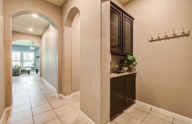 Foto del edificio - 17622 Quiet Shores Dr