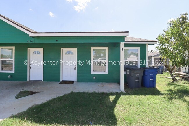 Foto del edificio - 4124 W 56th Pl