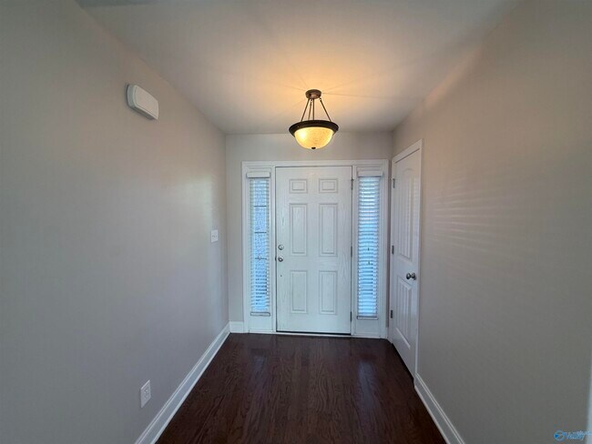 Foto del edificio - 110 Autumn Haven Ln