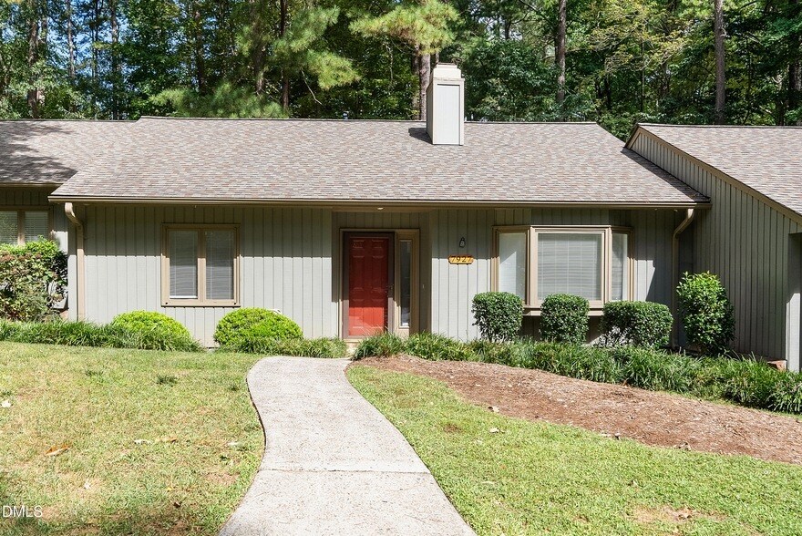 Foto principal - 7927 Brown Bark Pl