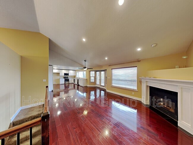 Foto del edificio - 1792 E Deerfield Cir