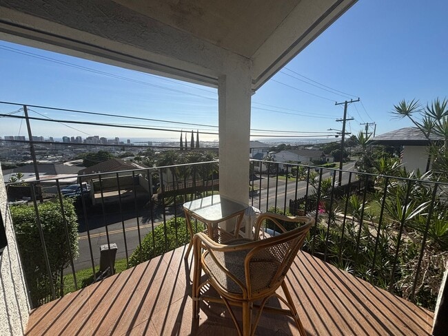 Foto del edificio - 1055 Alewa Dr