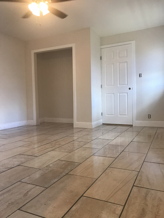 Primary Photo - 4765 NW 6th Ct