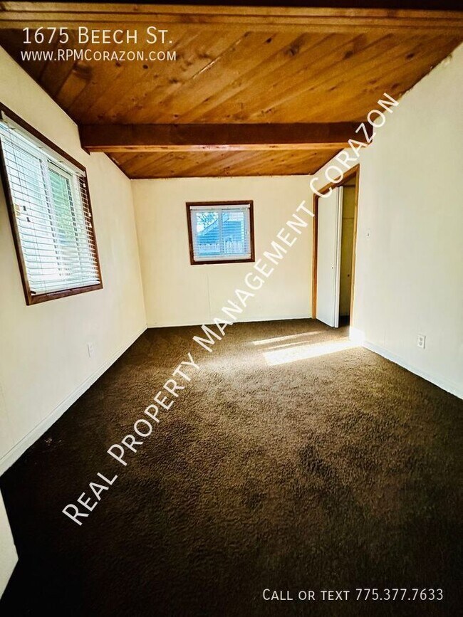 Building Photo - 1675 Beech St