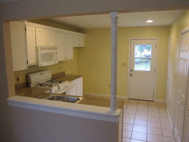 Foto del edificio - 10826 Lejean Dr