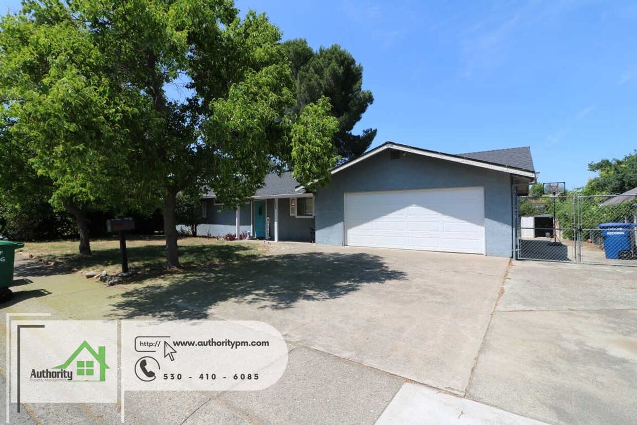 Building Photo - 160 Woodcliff Dr