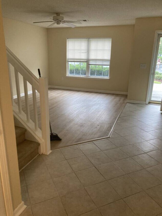 Foto del edificio - 1010 Palisade Cir