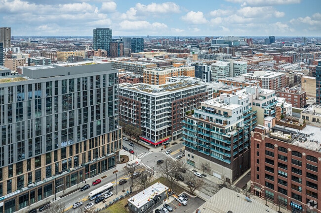 Context - 901 W Madison St