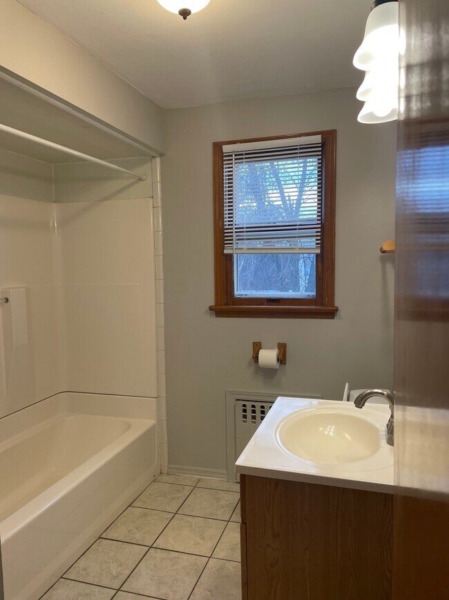 Bathroom - 55 Willow St
