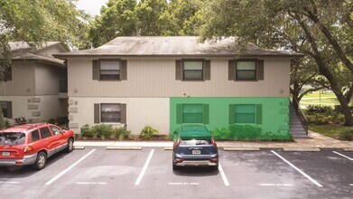 Building Photo - 23 Catalonia Ct