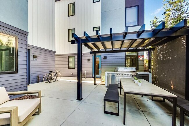 Building Photo - ArtHaus Northgate - Luxury Studio Apartments