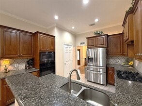 Building Photo - 1446 Sherwood Park Cir