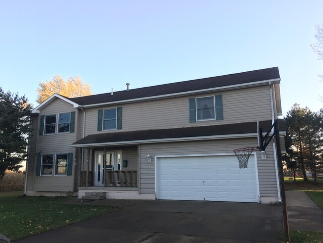 Front - 3820 Hayes Ave