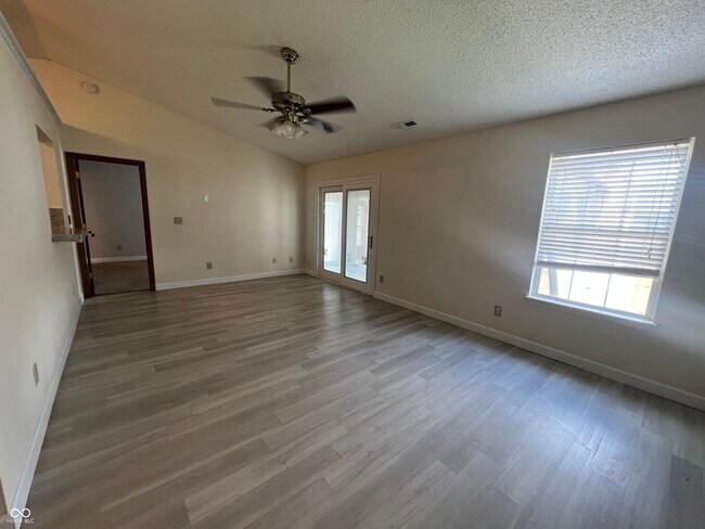 Building Photo - 2010 Twin Leaf Ct