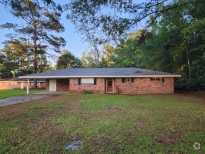 Building Photo - 521 Meadow Ln