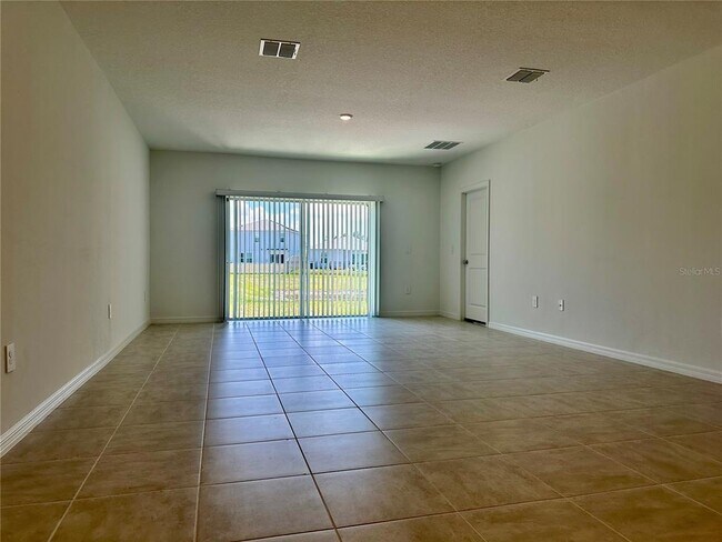Foto del edificio - 534 Wayland Dr