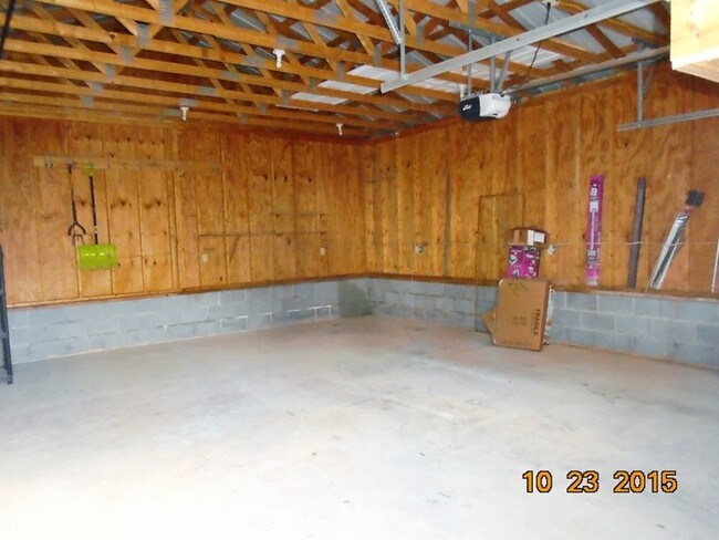 Building Photo - 540 Bradley St