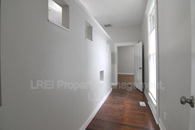 Foto del edificio - 507 E Maple St