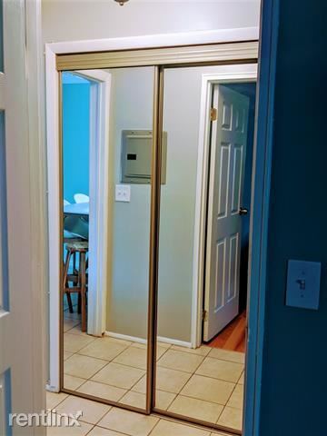 Foto del edificio - 1 br, 1 bath Apartment - 210 Bergenline Ave