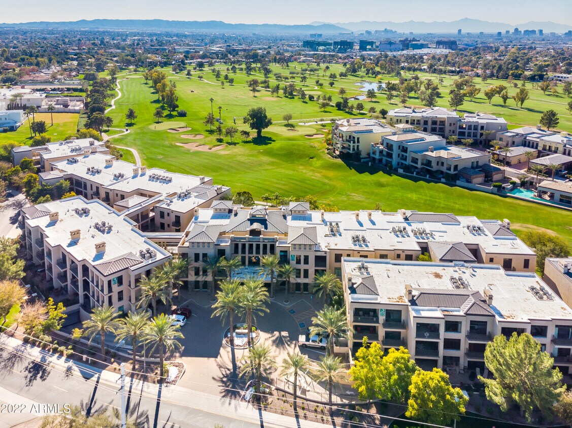 8 Biltmore Estate Unit 202, Phoenix, AZ 85016 Apartment for Rent in