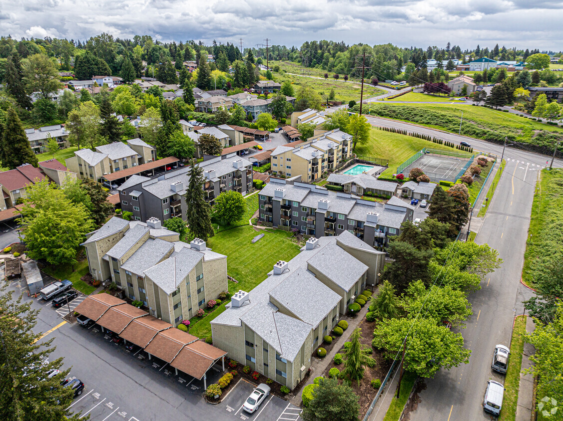 Foto del edificio - Rolling Hills Condominium