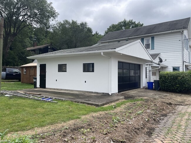 Building Photo - 3 br, 2 bath House - 600 8th Street