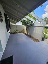 Building Photo - 3015 SW 21st Terrace