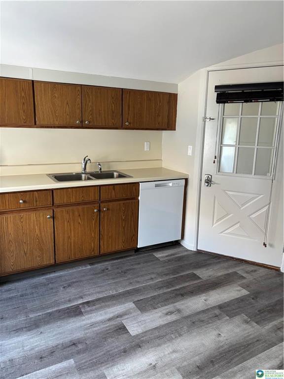 Building Photo - 3951 Mountain View Dr
