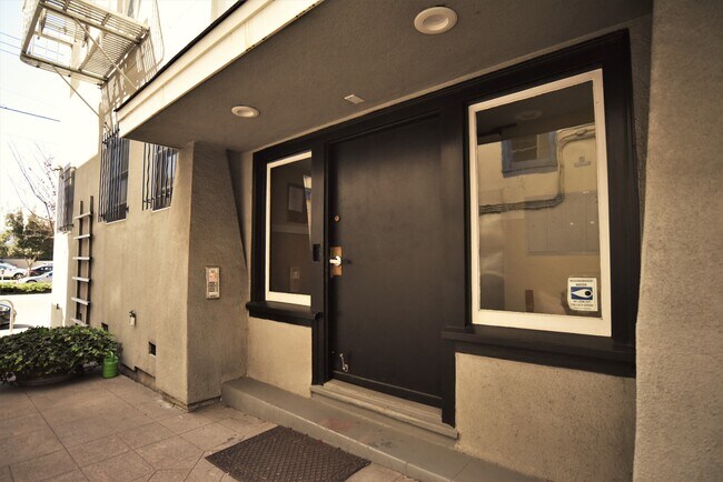 Foto del edificio - 336 40th St