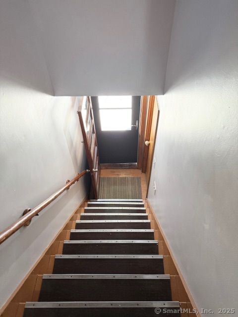 Foto del edificio - 121 Pinehurst Ave