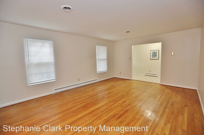 Building Photo - 5 br, 3 bath House - 813 Five Point Road